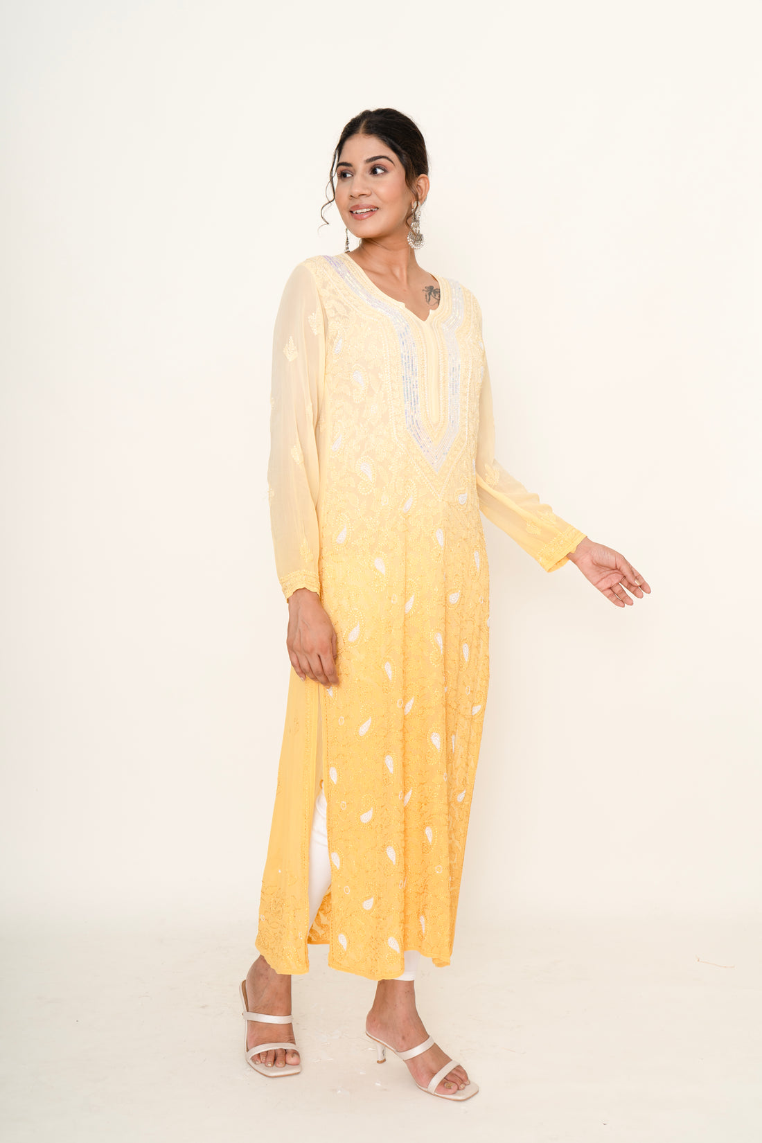 Yellow water sequin line workkurta